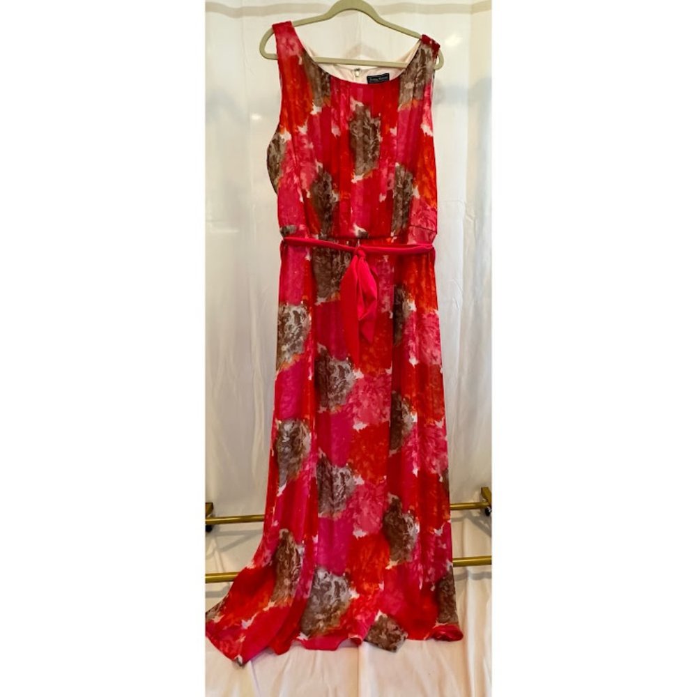 Floral pink/orange Jessica Howard maxi dress 24W